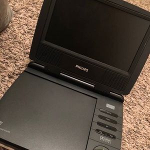 Portable DVD player